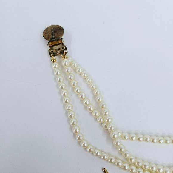 Vintage Sweater Clasps Clips Costume Jewelry Bundle Set of 3 Pearl Bead Classic - Picture 4 of 12